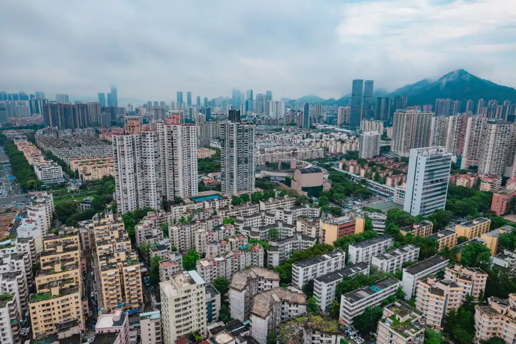 广安智慧停车设备道闸控制器在停车场智能化中的关键技术解析
