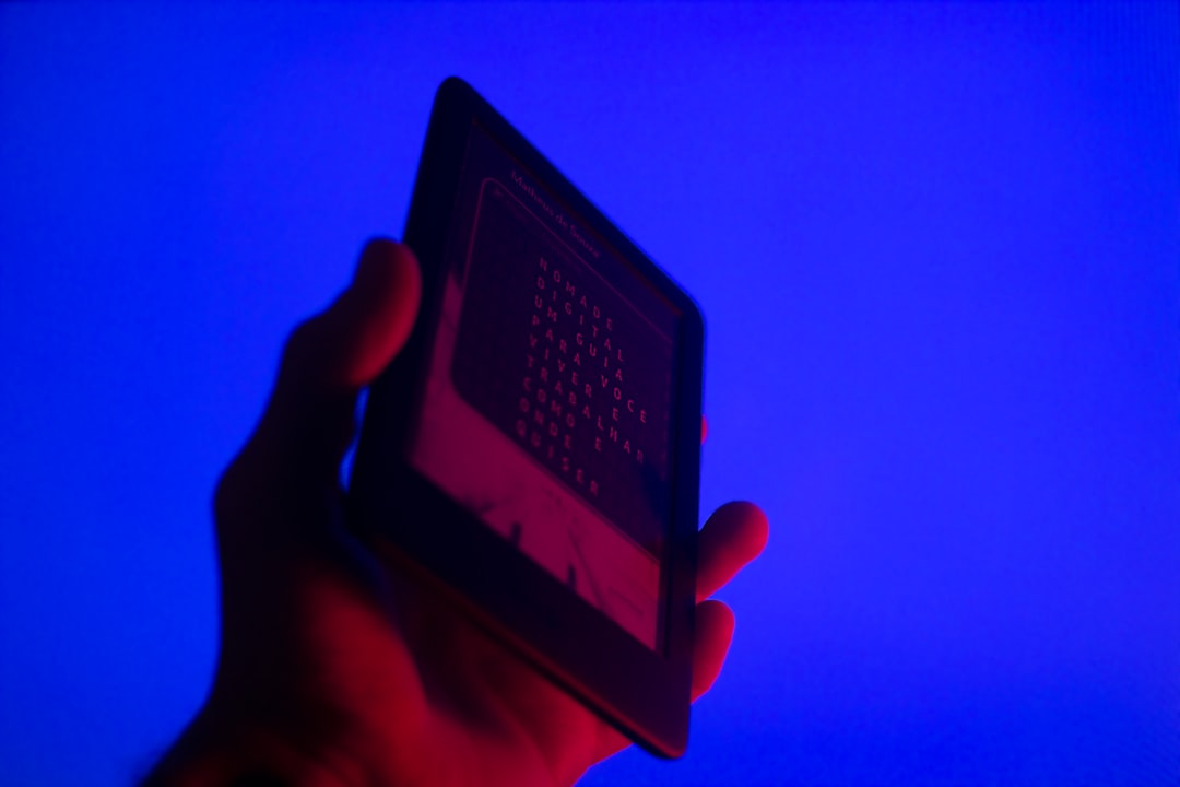 停车场车牌识别设备夜间识别率提升的关键技术解析封面图